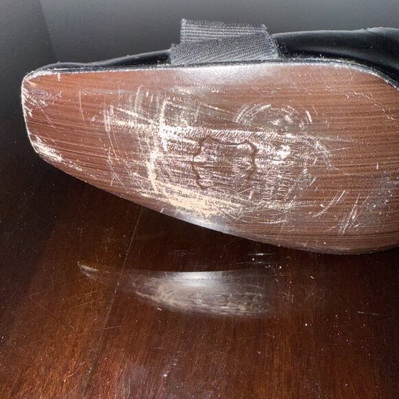 Stuart Weitzman Patent Leather Black Kitten Heels with Bow Size 8 - Picture 4 of 6